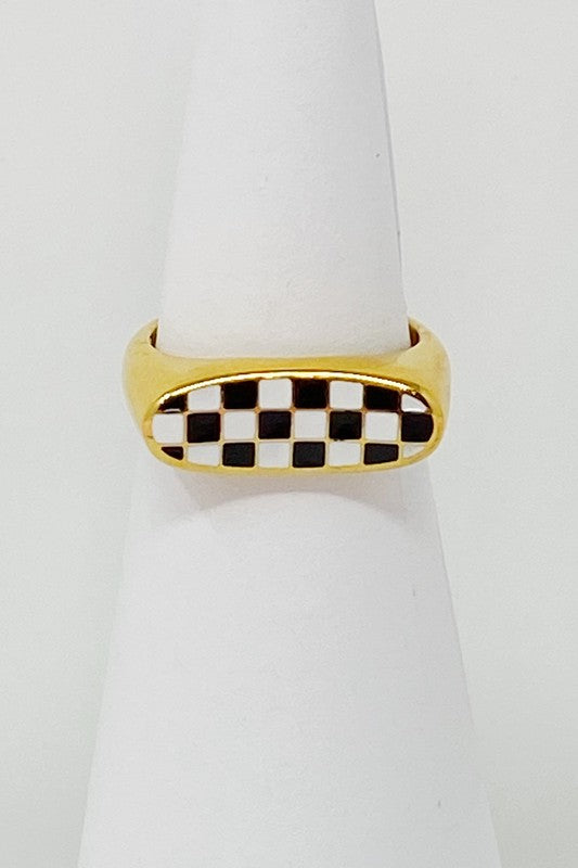 Checkered Oblong Ring