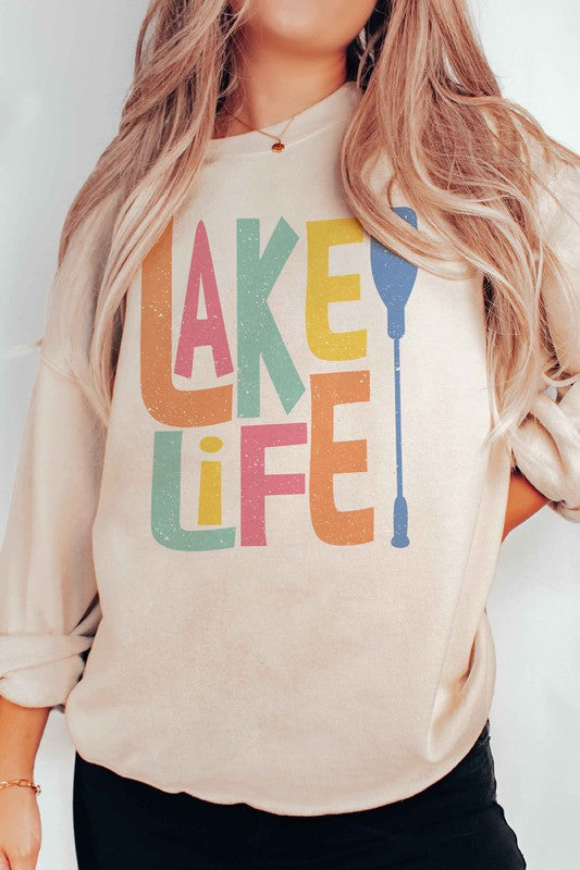 LAKE LIFE GRAPHIC SWEATSHIRT