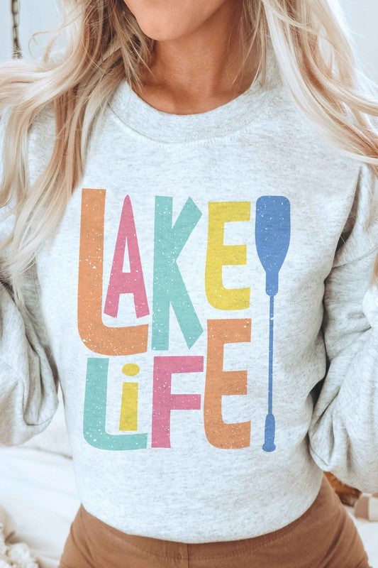 LAKE LIFE GRAPHIC SWEATSHIRT