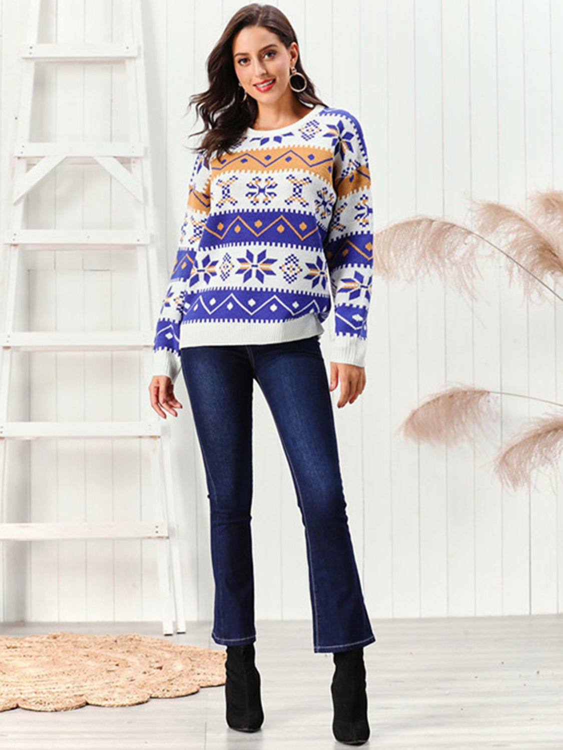 Snowflake Pattern Round Neck Sweater - Vivelamode Boutique